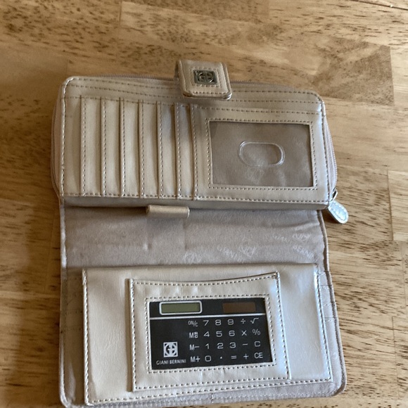 Giani Bernini bag bundle - Picture 12 of 16